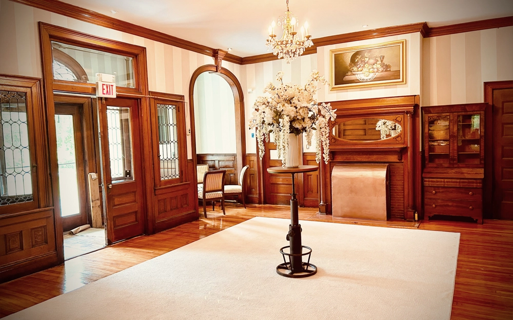 Idylease lobby and reception area in Newfoundland, New Jersey